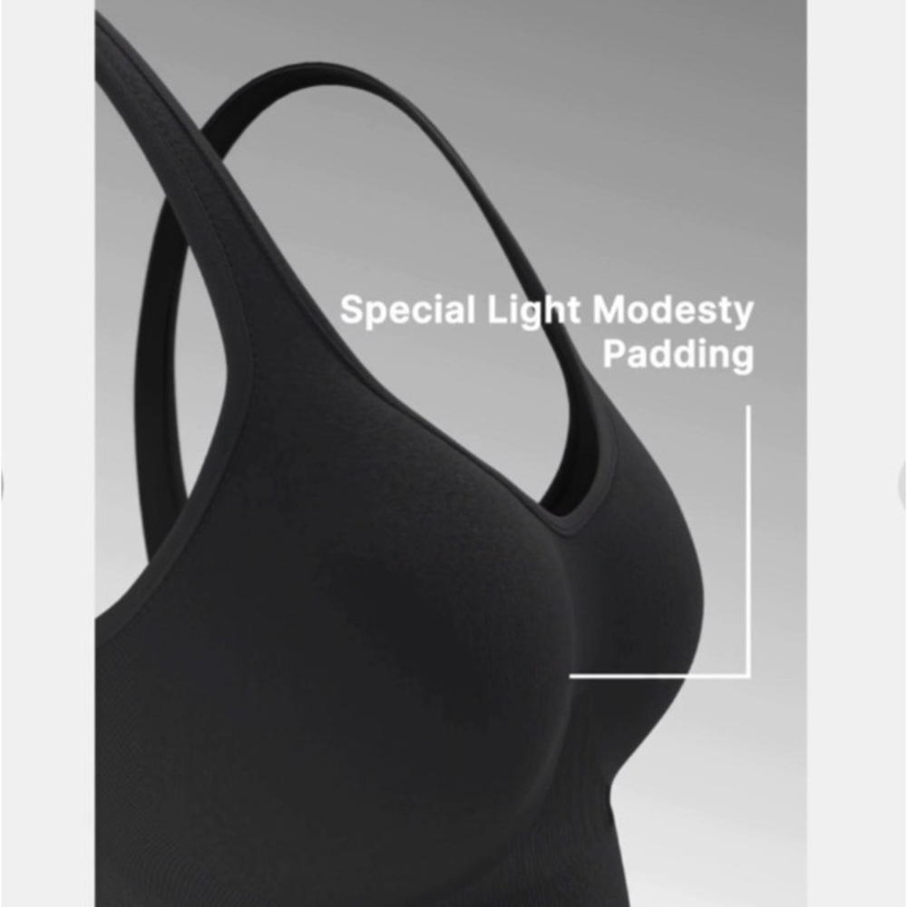 Lot of Two Underoutfit The Comfort Shaping Bras Style  457 Size 2XL - Picture 5 of 6